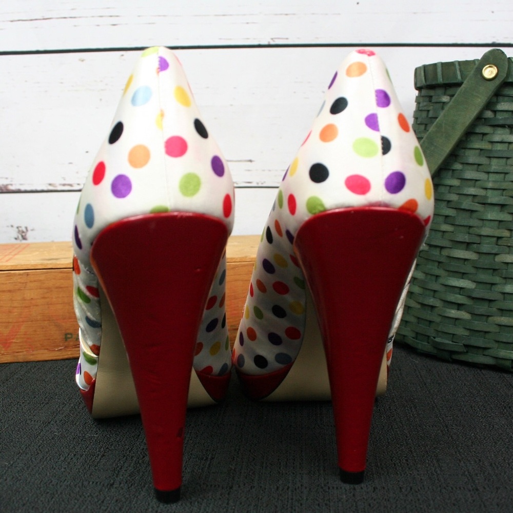 Super fun Steve Madden polka dot heels! - Picture 5 of 8
